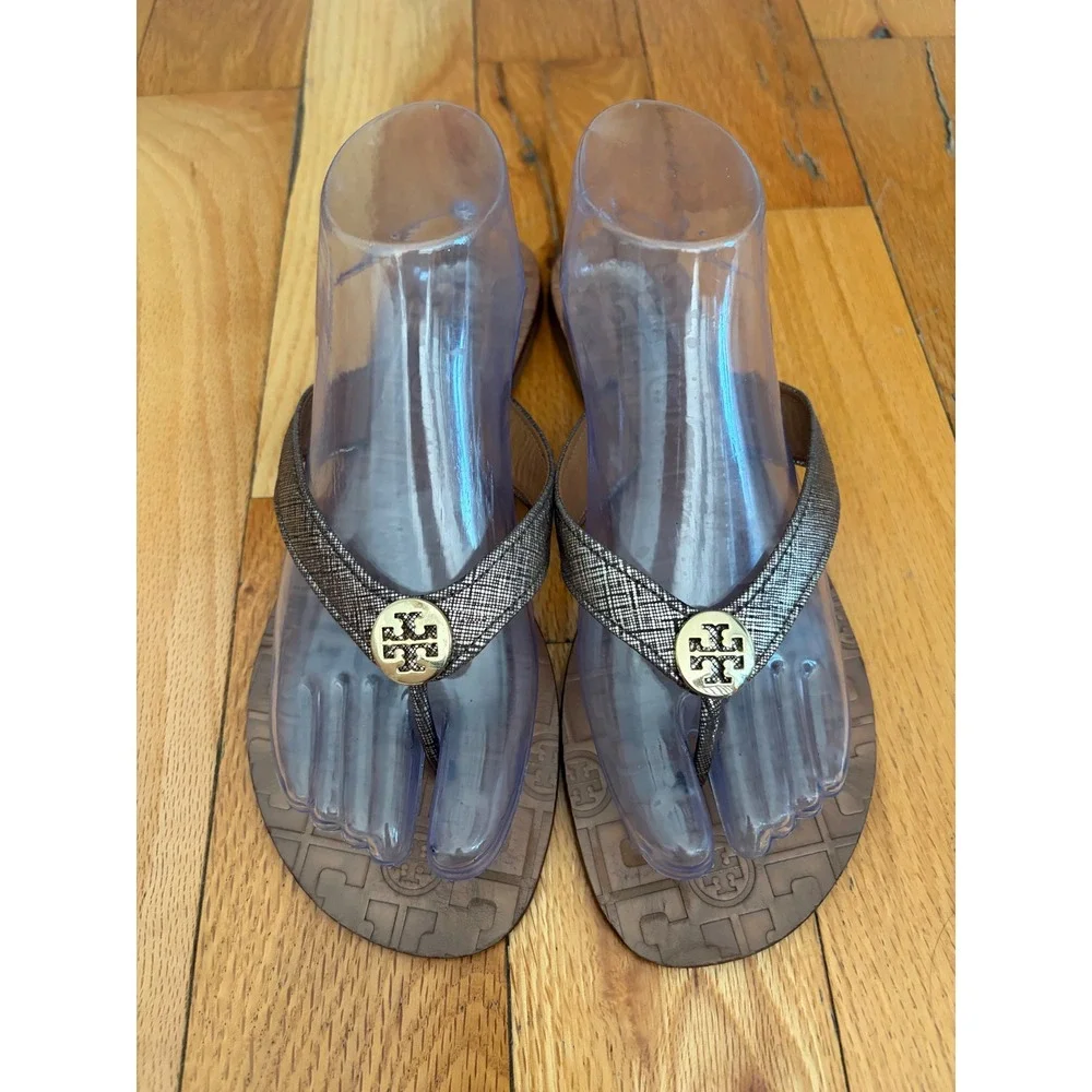 Tory Burch Thora Bronze Leather Gold Logo Flip Flop Thong Sandal Size 9